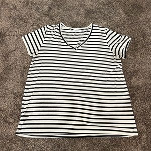 Carly Jean striped shirt. Black and white stripes. Size L.